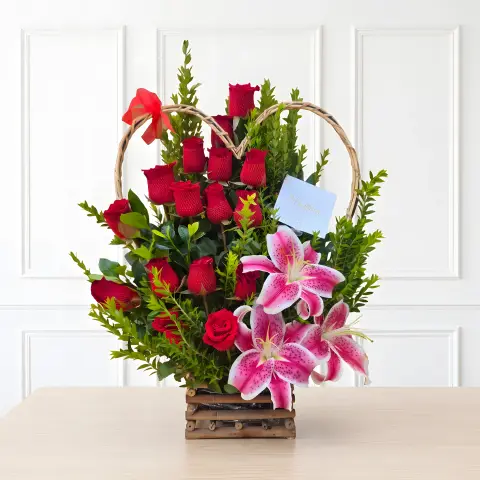 Centro Floral Mármol & Rosas Blancas